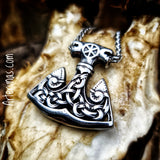 Colgante Mjolnir forma hacha doble filo