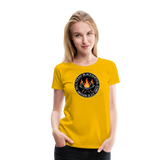 Camiseta premium mujer | Team Blacksmiths axes The Northern Black Forge - amarillo sol