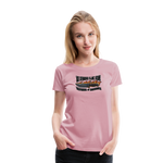 Camiseta premium mujer | KnifeMaker The Northern Black Forge - rosa claro